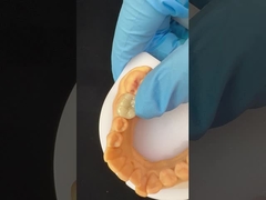 قوة Emax القشرة السيراميكية التاج مع مقاومة بقايا ممتازة / التوافق البيولوجي